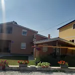 Dora * Porec