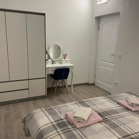 Dora Apartment *