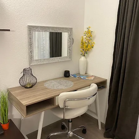 Dora Apartman *
