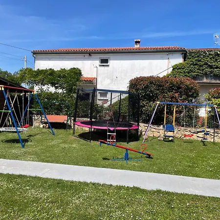 Dora * Porec