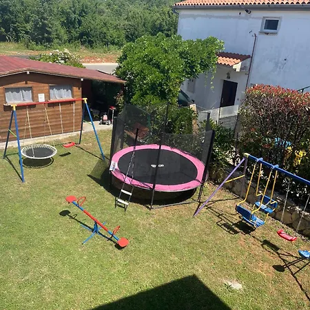 Apartman Dora